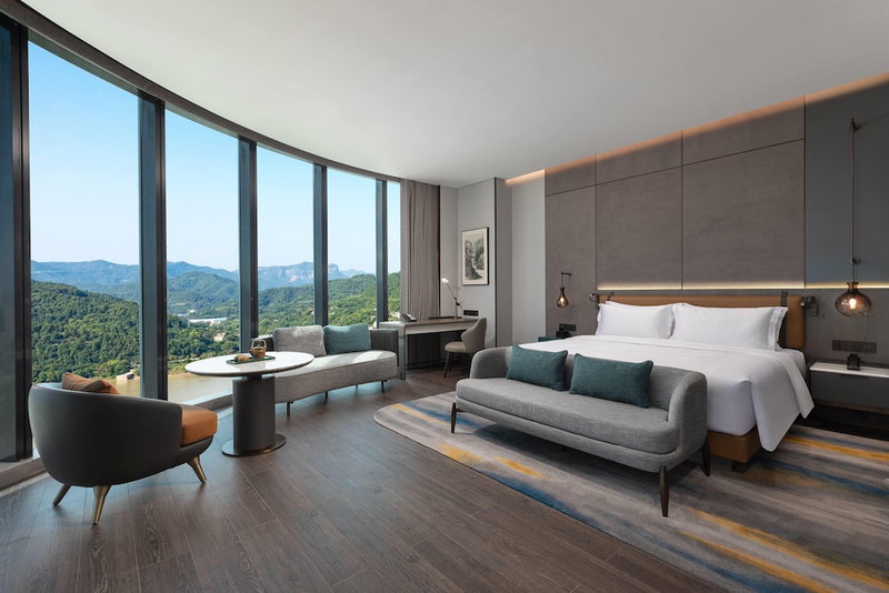 Wyndham Grand Yichang Riverside, Yichang, China