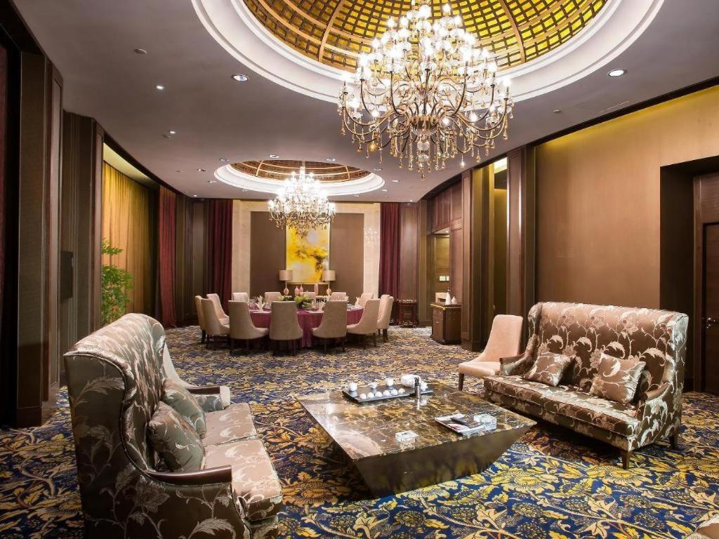 Grand Skylight International Hotel Guiyang, China