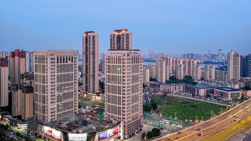 Holiday Inn Express Nanchang Qingshan Lake View by IHG, Nanchang, China