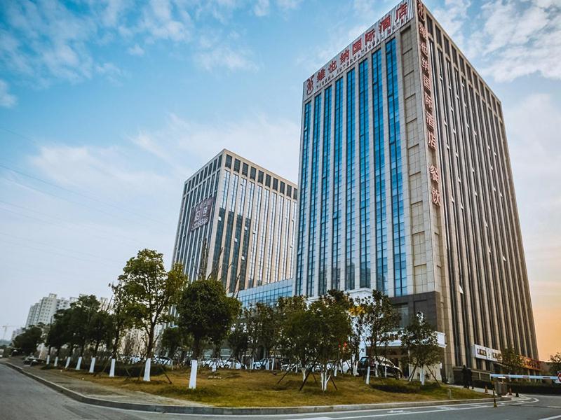 Vienna International Hotel Donglin Road, China