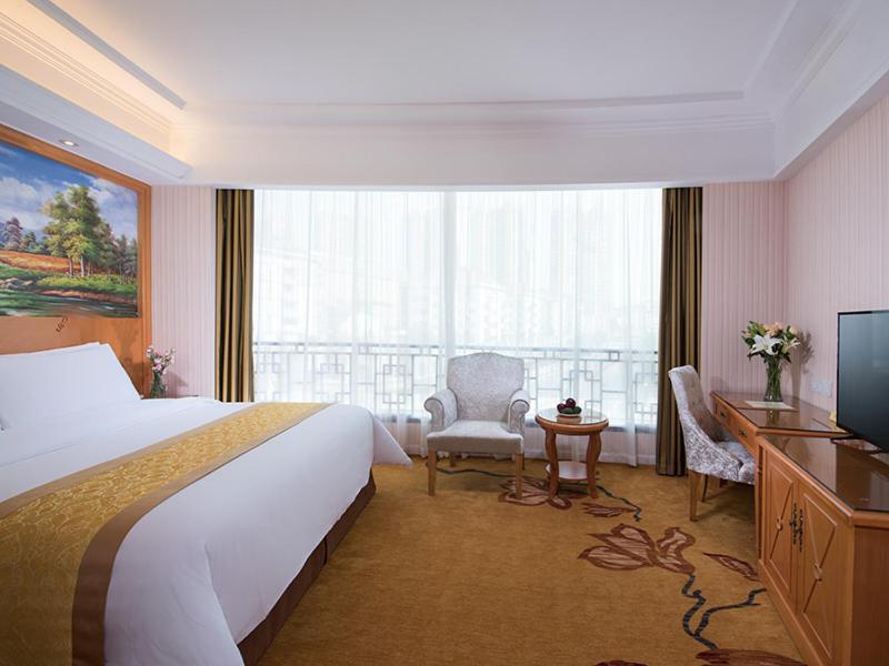 Vienna Hotel (Shengzhou Bada Hotel), Shengzhou, China