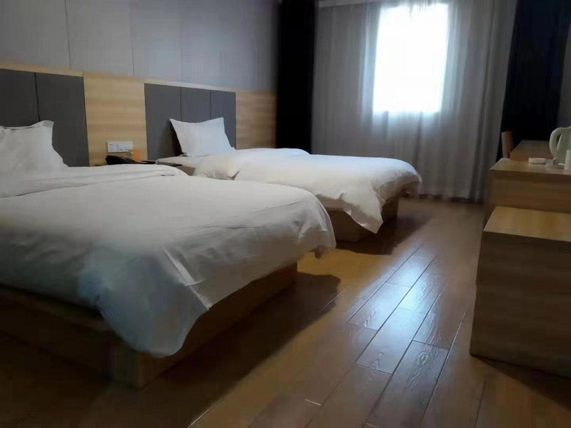 7Days Inn Changsha Yinpenling ridge AUX Plaza, Changsha, China