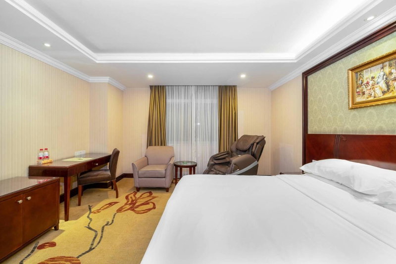 Vienna Hotel Dongguan Houjie Exhibition Center, Dongguan, China
