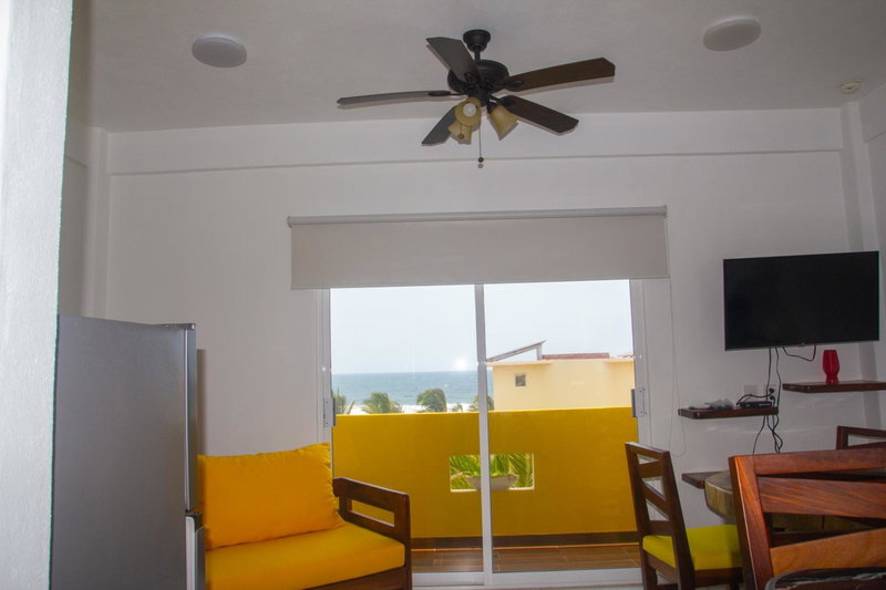Hotel Happy Beach, Zihuatanejo, Mexico