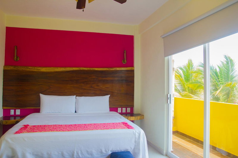 Hotel Happy Beach, Zihuatanejo, Mexico
