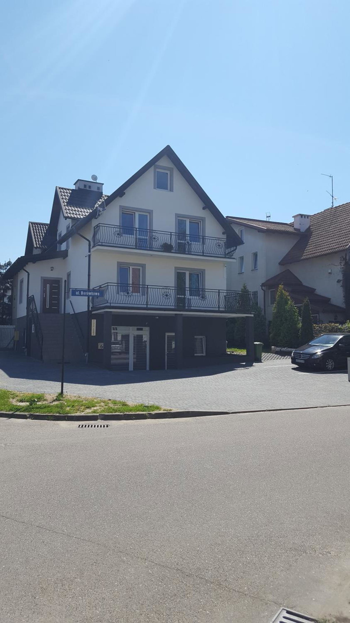 Villa Terra, Poland