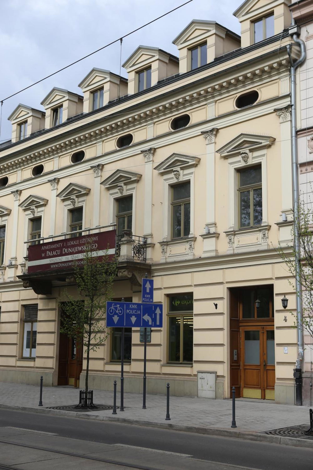 Home Sweet Home, Poland