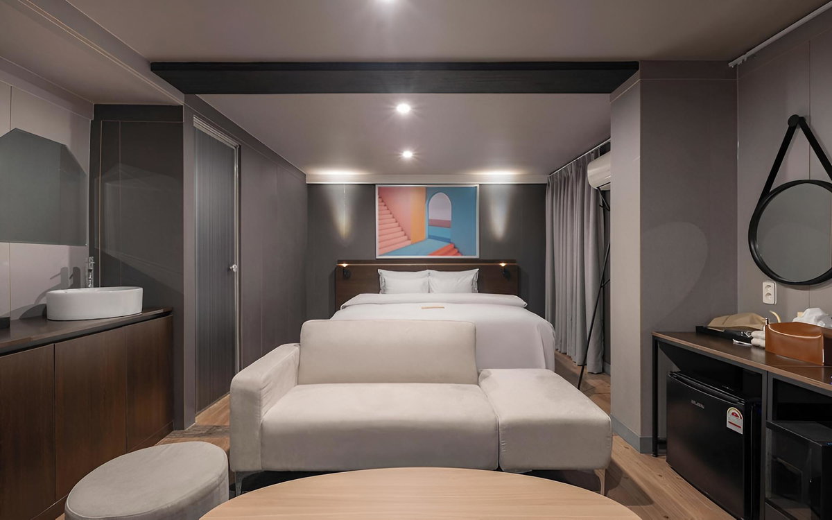 Sinchon Avani Hotel&play, South Korea