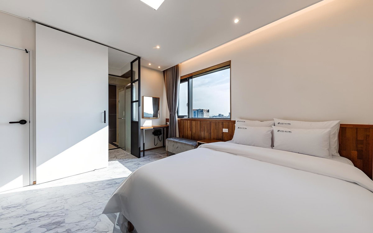 Gunsan Laonhaje Hotel, South Korea