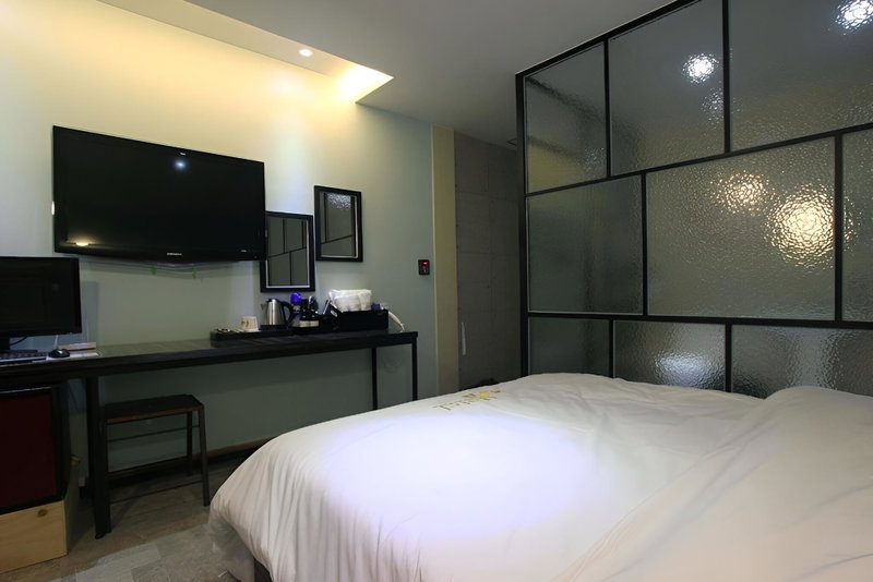 Yeosu Hakdong JA Self Check-in Motel, Yeosu, South Korea