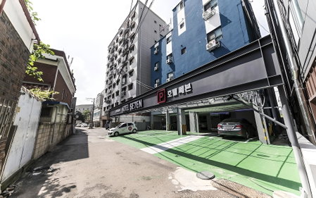 Osan Seven, Osan, South Korea