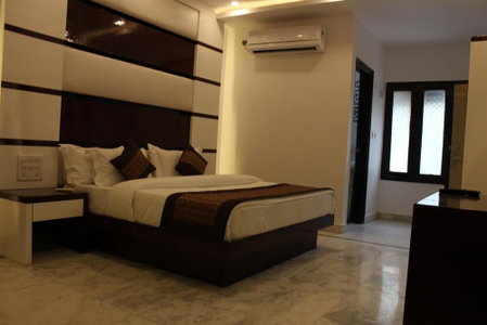 New Hindustan By Backpackers Heaven, New Delhi, India