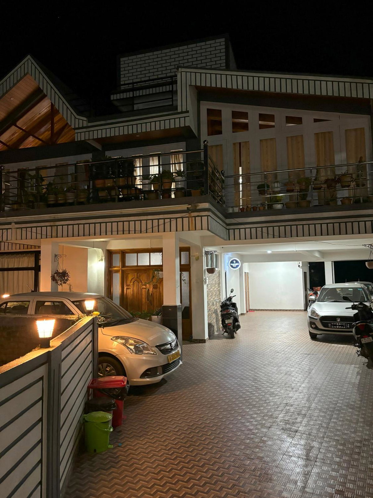 Hotel · Samanbha Guest House, Shillong