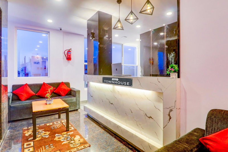 Super Townhouse SR Nagar Near RCC Premier, Hyderabad, India