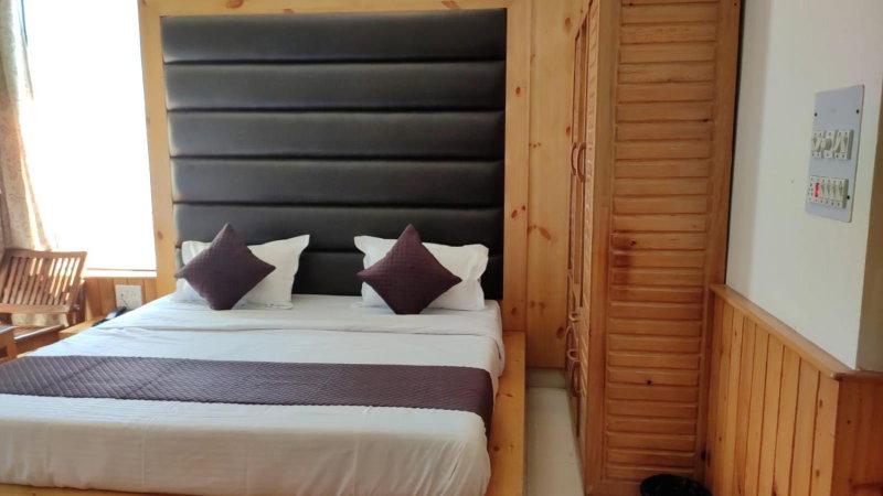 Greenwoods Inn Mcleodganj #Parking #lift #All Balcony Rooms #Rooftop Terrace #Prime Location # Close to the Triund Trek Point 400 Mtr Head, McLeod Ganj, India