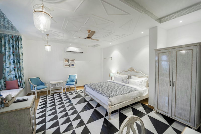 Grandrosse Boutique - Pichola Lake Facing Hotel, Udaipur, India