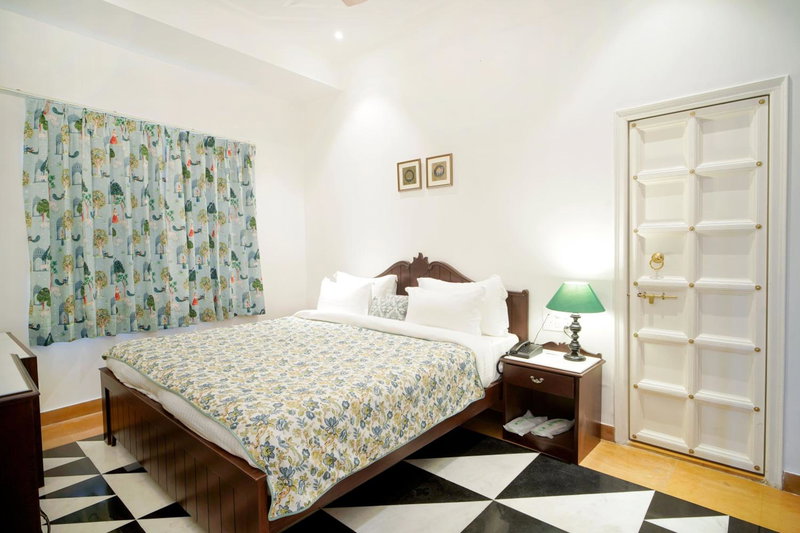Grandrosse Boutique - Pichola Lake Facing Hotel, Udaipur, India