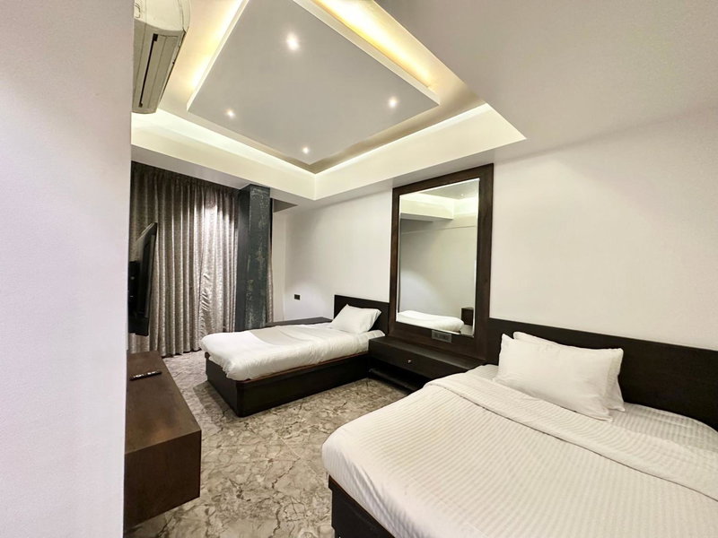 TAKHT- Executive Suites and Rooms, Chinchiwad, India