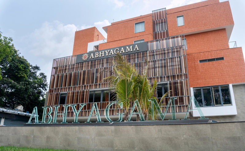 Abhyagama Hotel, Digha, India