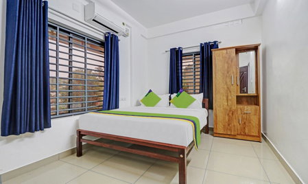 Nirupama,Hotel Aluva 700 Mtr From Aluva Railway Station, Alwaye, India