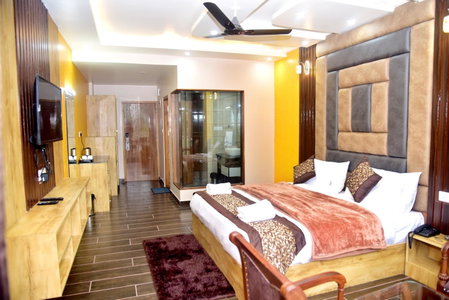 Sterling Shivalik Chail, Chail, India