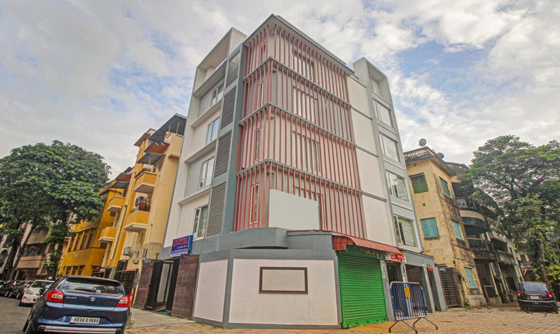 Itsy Hotels Reotel Near Rabindra Sarobar, Kolkata, India