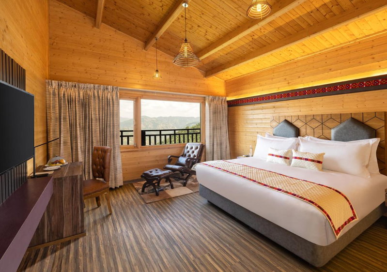juSTa Cliffend Resort & Spa, Mashobra, Kīar, India