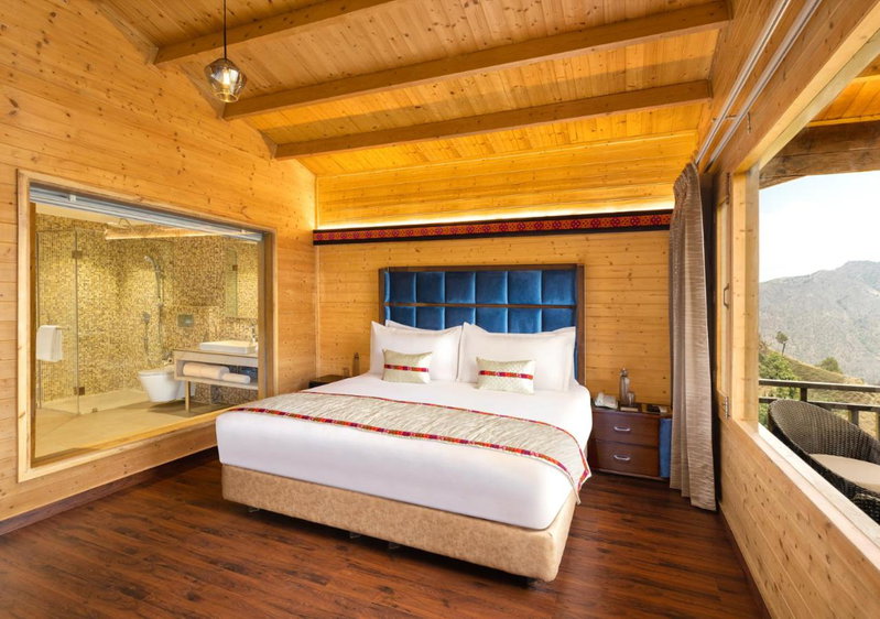 juSTa Cliffend Resort & Spa, Mashobra, Kīar, India