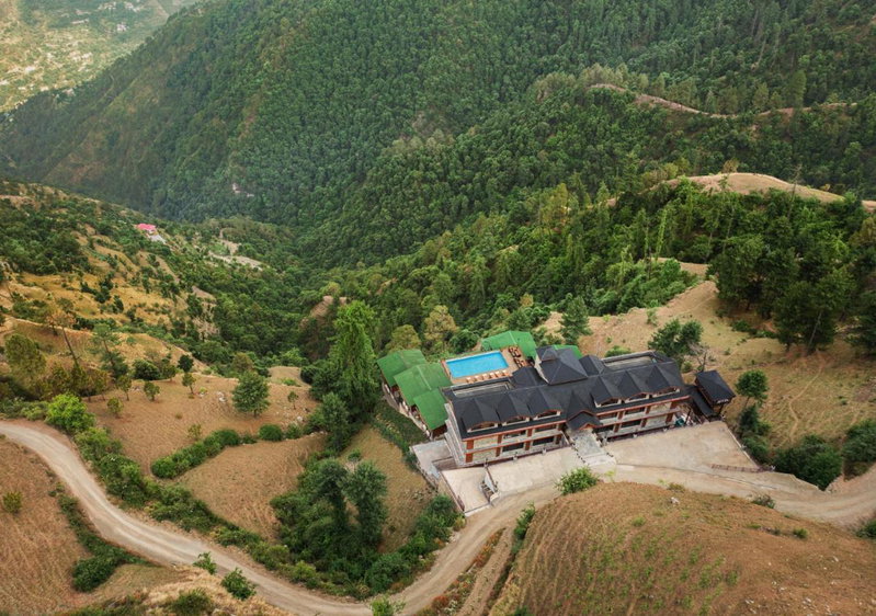 juSTa Cliffend Resort & Spa, Mashobra, Kīar, India