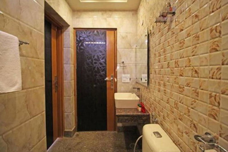 Stay @ 203, Noida, India