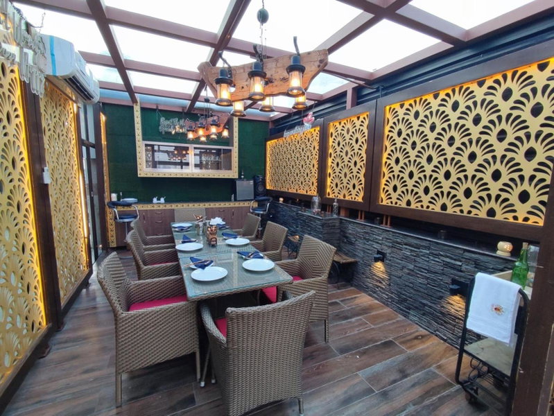 Stay @ 203, Noida, India