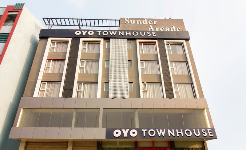 Super townhouse moosapet Rcc Prime, Hyderabad, India