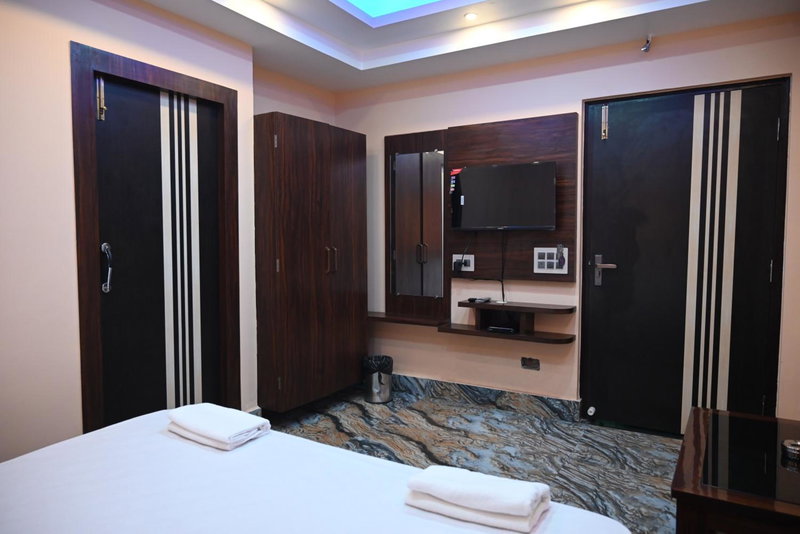 Hotel Tulusi Inn, Bolpur, Shantiniketan, Bolpur, India