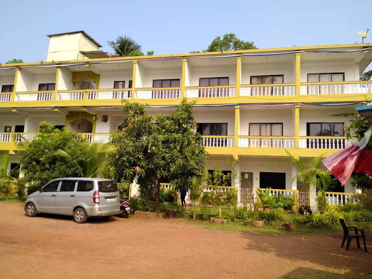 Hotel · Durga Beach Resort, Parxem