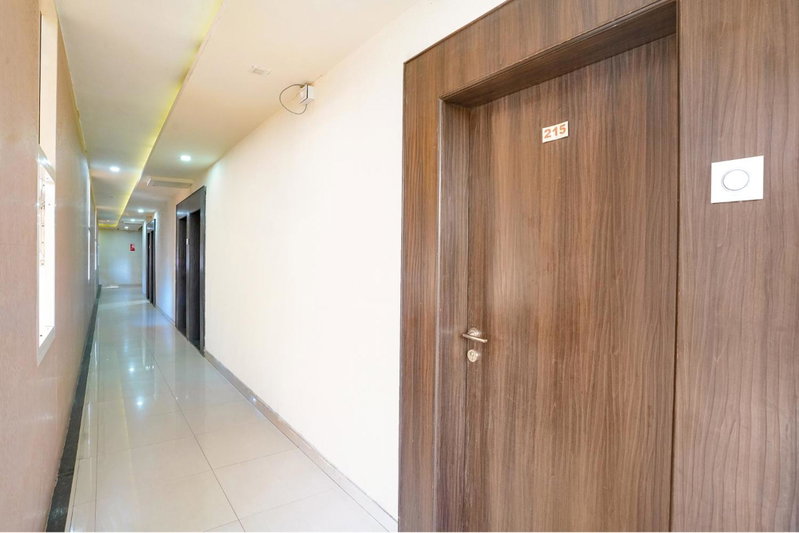 FabHotel Regent Inn - Nr SkyWalk Bridge, Pune, India