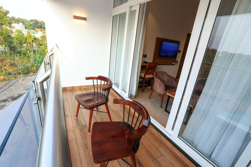 Hotel Saffron Wayanad, Sultan Bathery, India