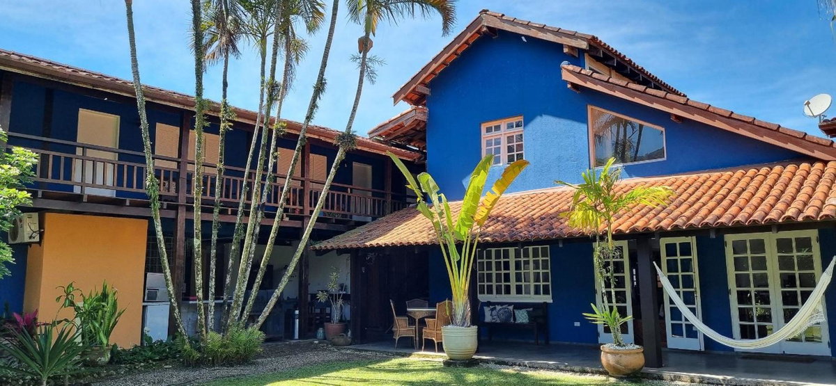 Maresias de Itu Suites pertissimo da praia com piscina, Brasil