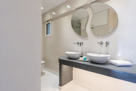 Villa Renos Hotel, Fira, Greece