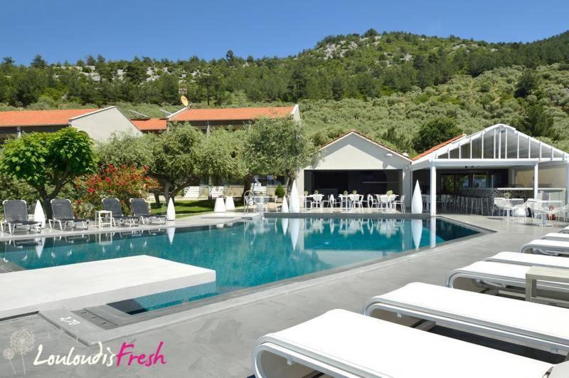 Louloudis Fresh-Adults Only, Skala Rachoniou, Greece