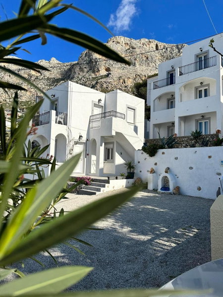 Elenis Studios&Apartments, Masouri, Greece