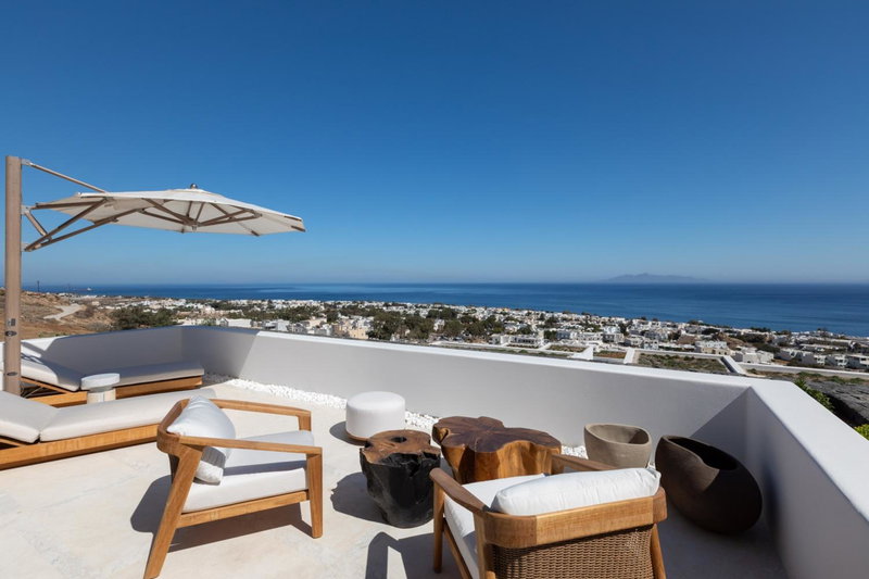 Sandblu Santorini, LXR Hotels & Resorts, Kamari, Greece