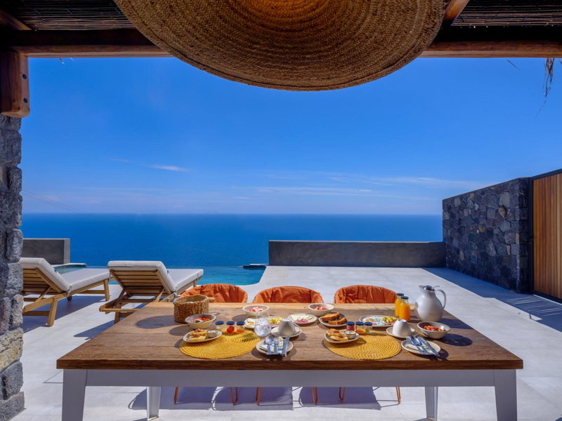 Lithi Luxury Retreat, Imerovigli, Greece