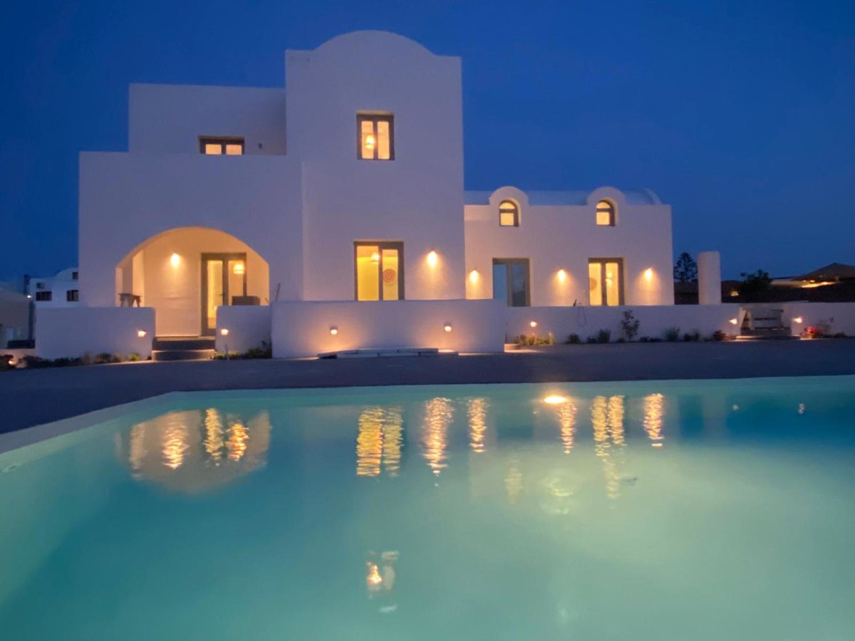 Bonsai Luxury Suites, Greece