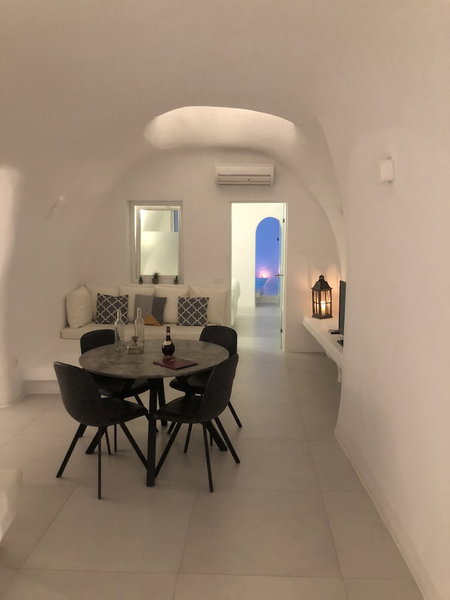 Boutique 88 Fira, Santorini, Greece