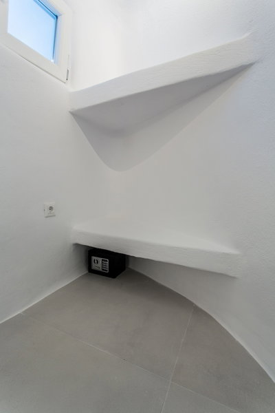 Boutique 88 Fira, Santorini, Greece