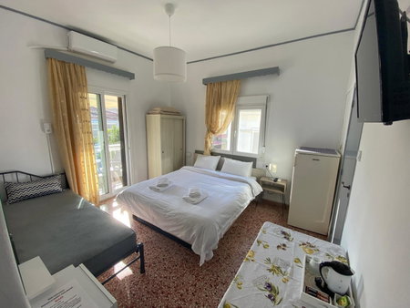 Sunset view Rooms, Agia Triada, Greece