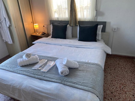 Sunset view Rooms, Agia Triada, Greece