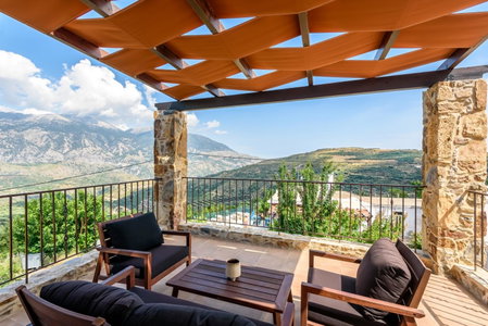 Minos Country Living Apartments, Agrilés, Greece