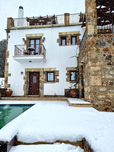 Minos Country Living Apartments, Agrilés, Greece