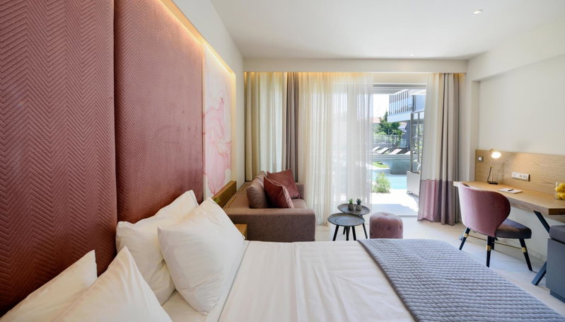 Serenity Suites, Nikiti, Greece
